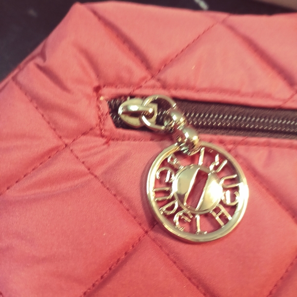 🌹Henri Bendel Blush Colored Makeup / Jewelry Tote- Brand New! - Picture 3 of 8